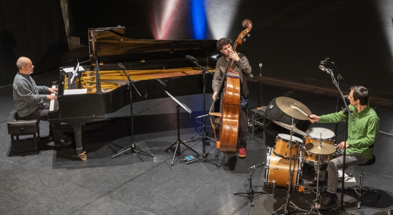 Imagem de André Rosinha Trio | 12 fevereiro | 19h00