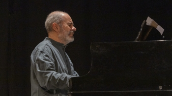 Imagem de Uma série de olhares sobre os discos de 2025