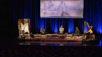 Imagem  de Esta noite, Woven Sounds