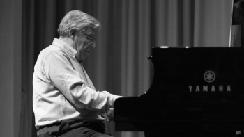 Barros Veloso (1930-2025)