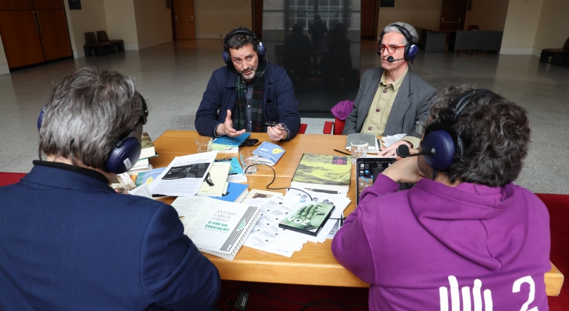 Imagem de Emissão especial no Dia Mundial da Poesia
