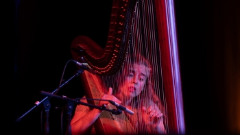 Maria Sá Silva no concerto Depois da Tempestade