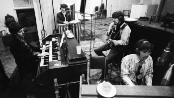 O Dia em que o Estúdio se Tornou um Instrumento — The Beatles, Sgt. Pepper’s Lonely Hearts Club Band
