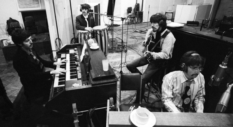 O Dia em que o Estúdio se Tornou um Instrumento — The Beatles, Sgt. Pepper’s Lonely Hearts Club Band