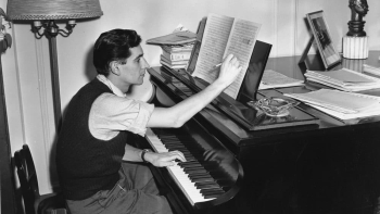 Bernstein, Compositor: A Procura de um Som
