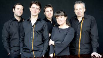 Percussions Claviers de Lyon toca Bernstein